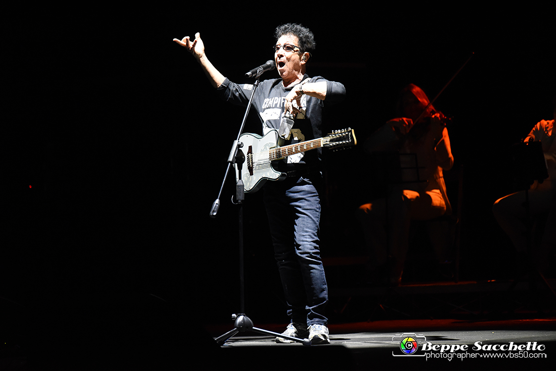 VBS_3937 - Concerto Edoardo Bennato - Peter Pan Rock 'n' Roll Tour.jpg